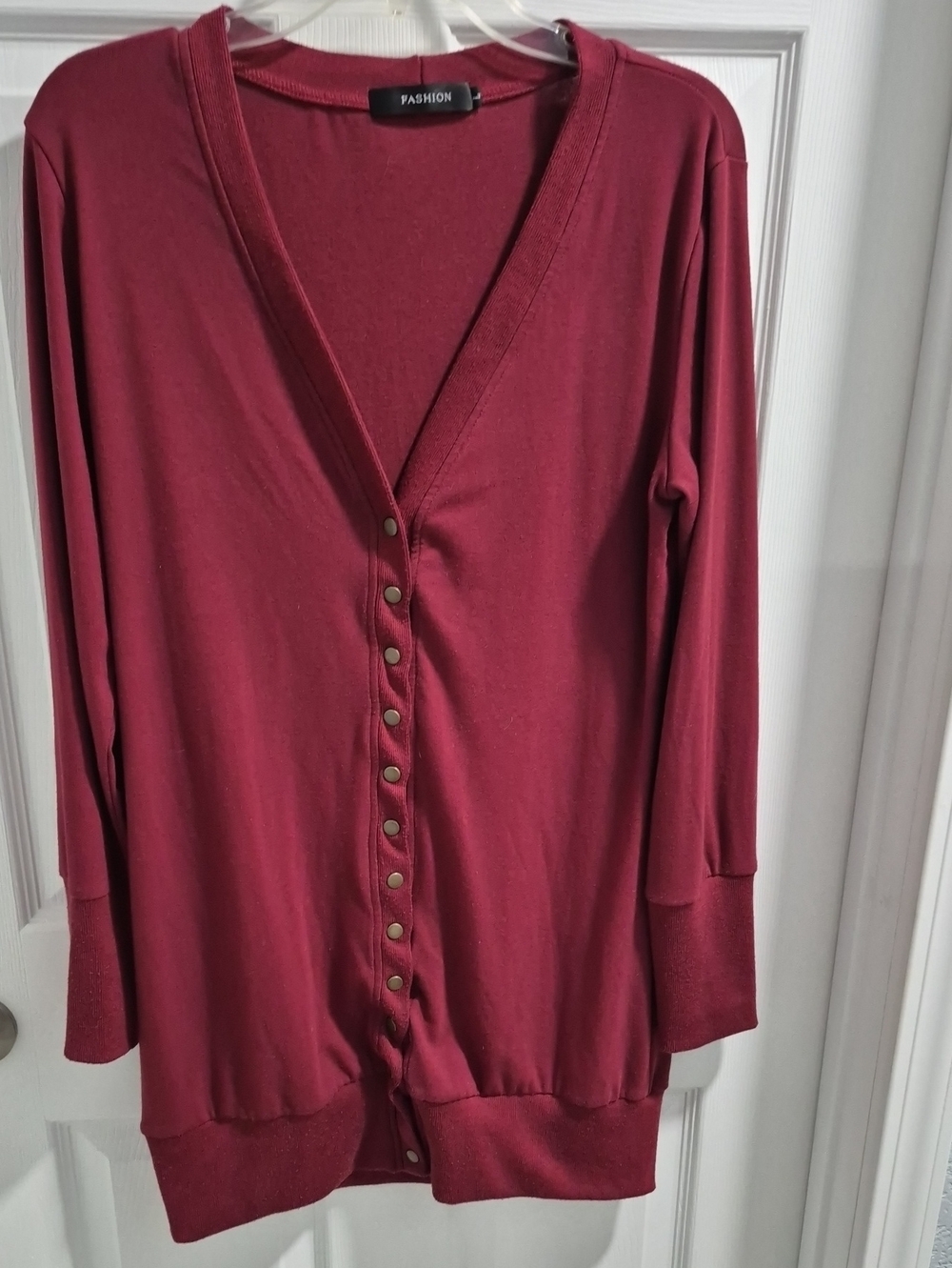 Fashion Brand Women's Snap-Front Cardigan in Burgundy